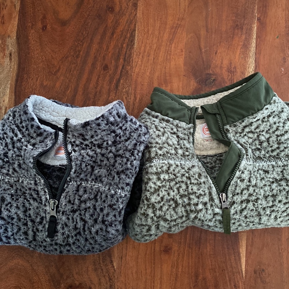4T boy Sherpa sweaters bundle